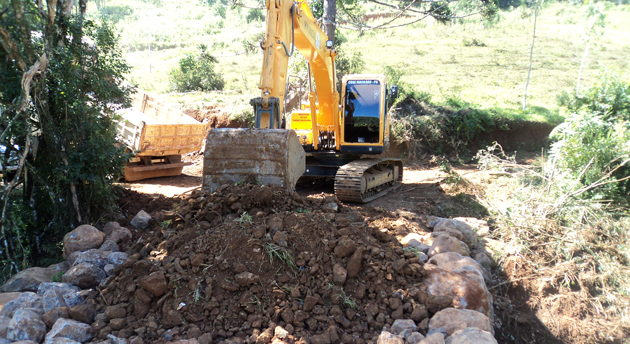 Secretaria de Serviços Rurais realiza várias obras de melhorias em Cruz Machado