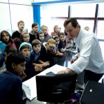 Alunos da Escola Municipal Bronislau Kapusniak visitam Prefeitura