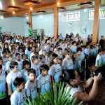 Alunos das escolas municipais recebem certificado do programa “Um Olhar para o Futuro”