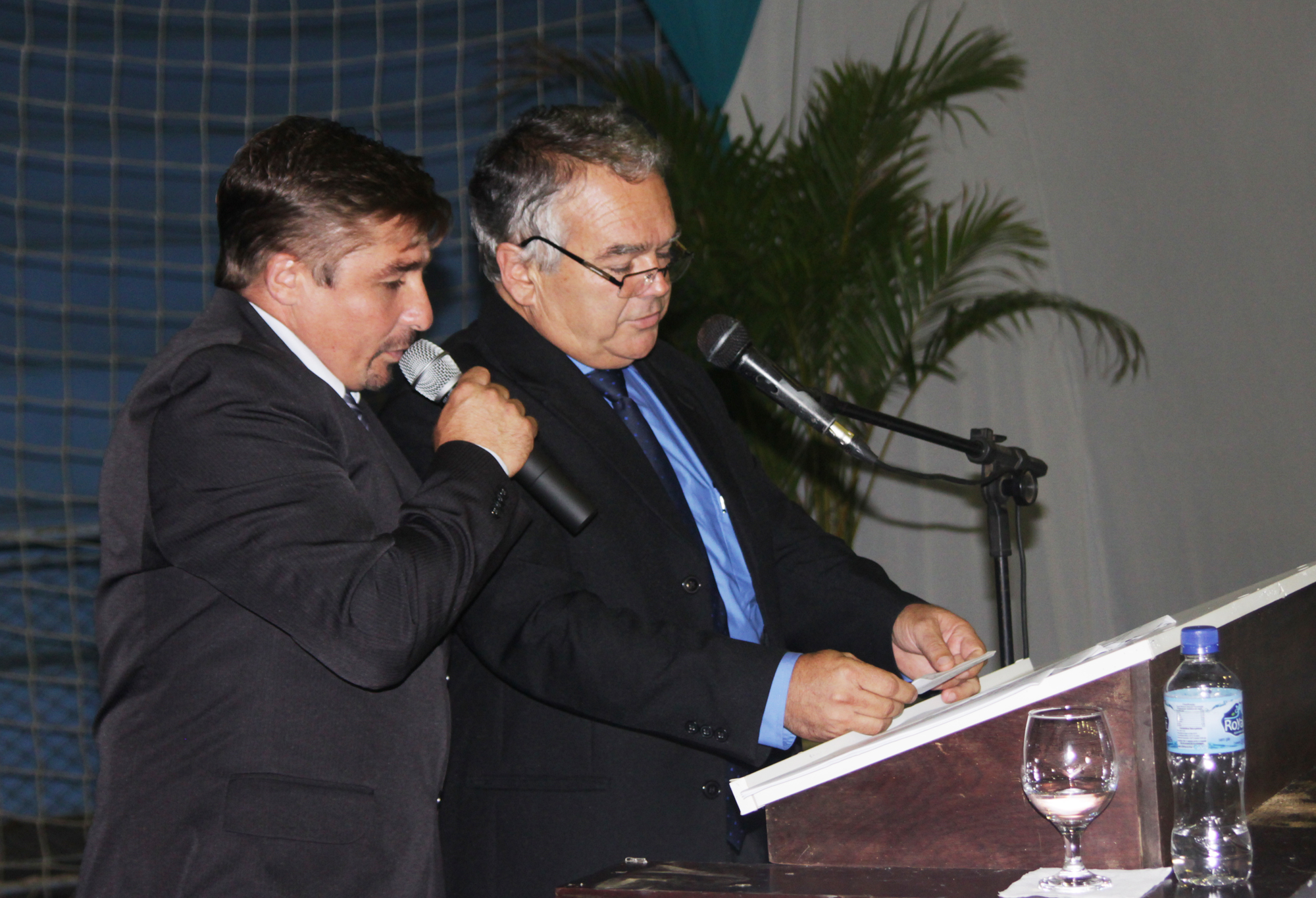 Prefeito e vice, Euclides e Ronaldo são empossados
