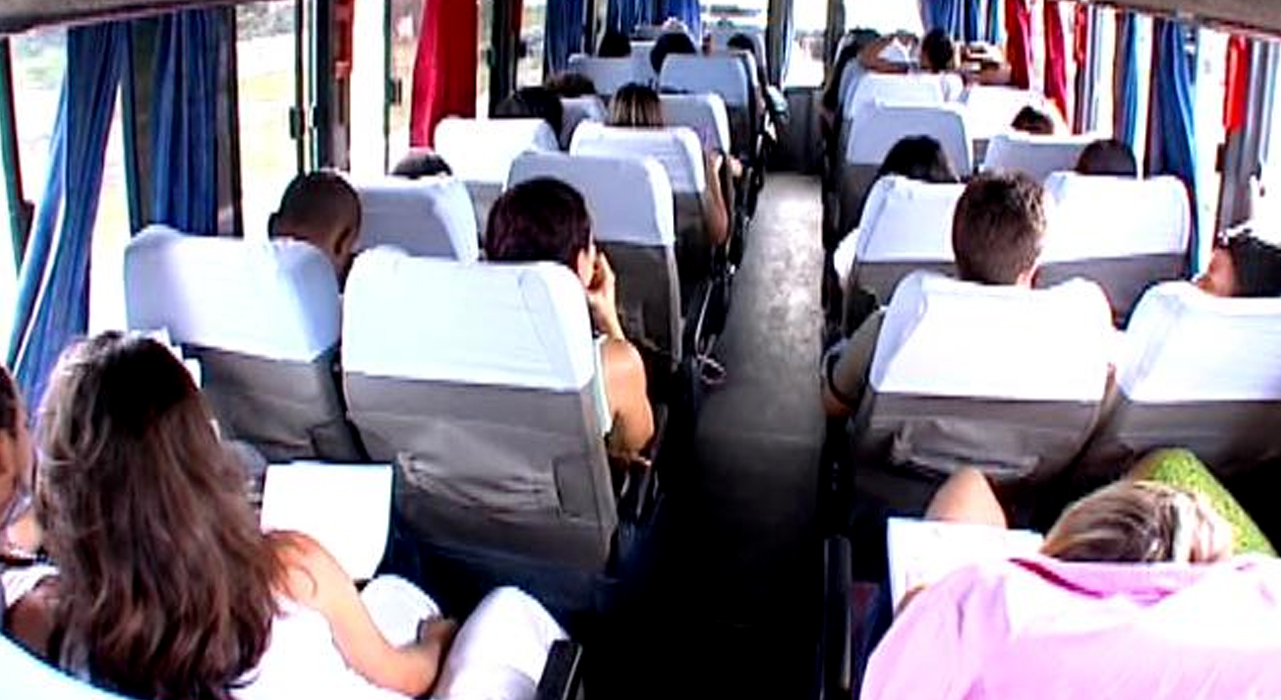 Projeto de Lei regulamenta transporte universitário