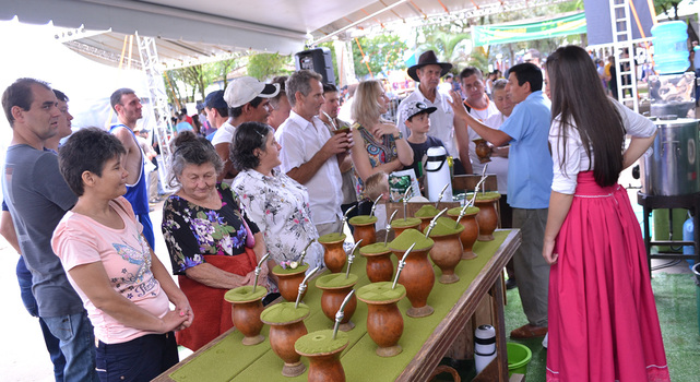 Escola do Chimarrão apresentada novidades na 5ª Festa da Erva-Mate