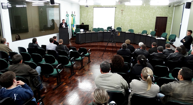 Deputado Assis do Couto visita Cruz Machado