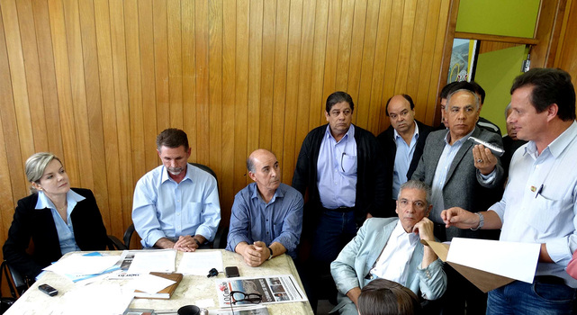 Prefeito Antonio participa de reunião com a senadora Gleisi Hoffmann
