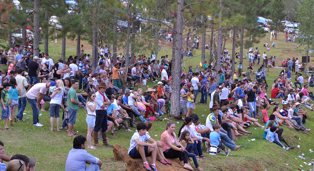 Várias atividades marcaram o domingo da Festa da Erva-Mate e do Rodeio Crioulo